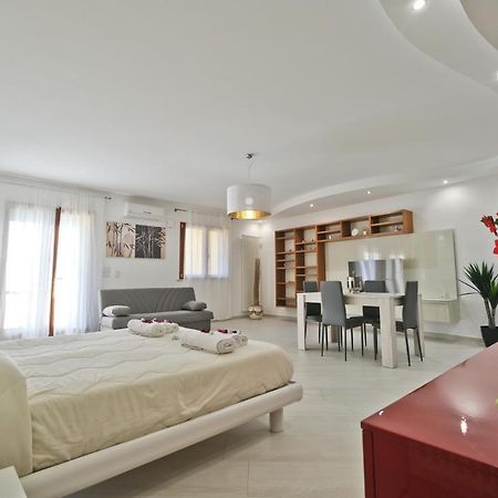 Modern House - 5 Stelle - Posto Auto Privato Apartment Brindisi Bagian luar foto