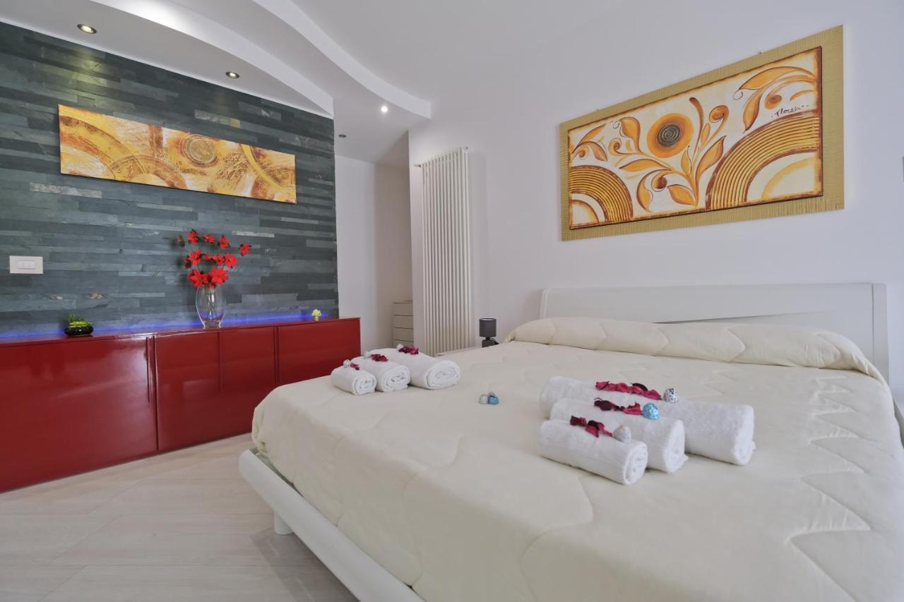 Modern House - 5 Stelle - Posto Auto Privato Apartment Brindisi Bagian luar foto